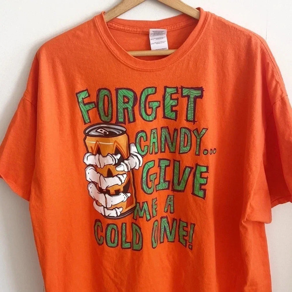 Halloween orange graphic t-shirt - Picture 3 of 5